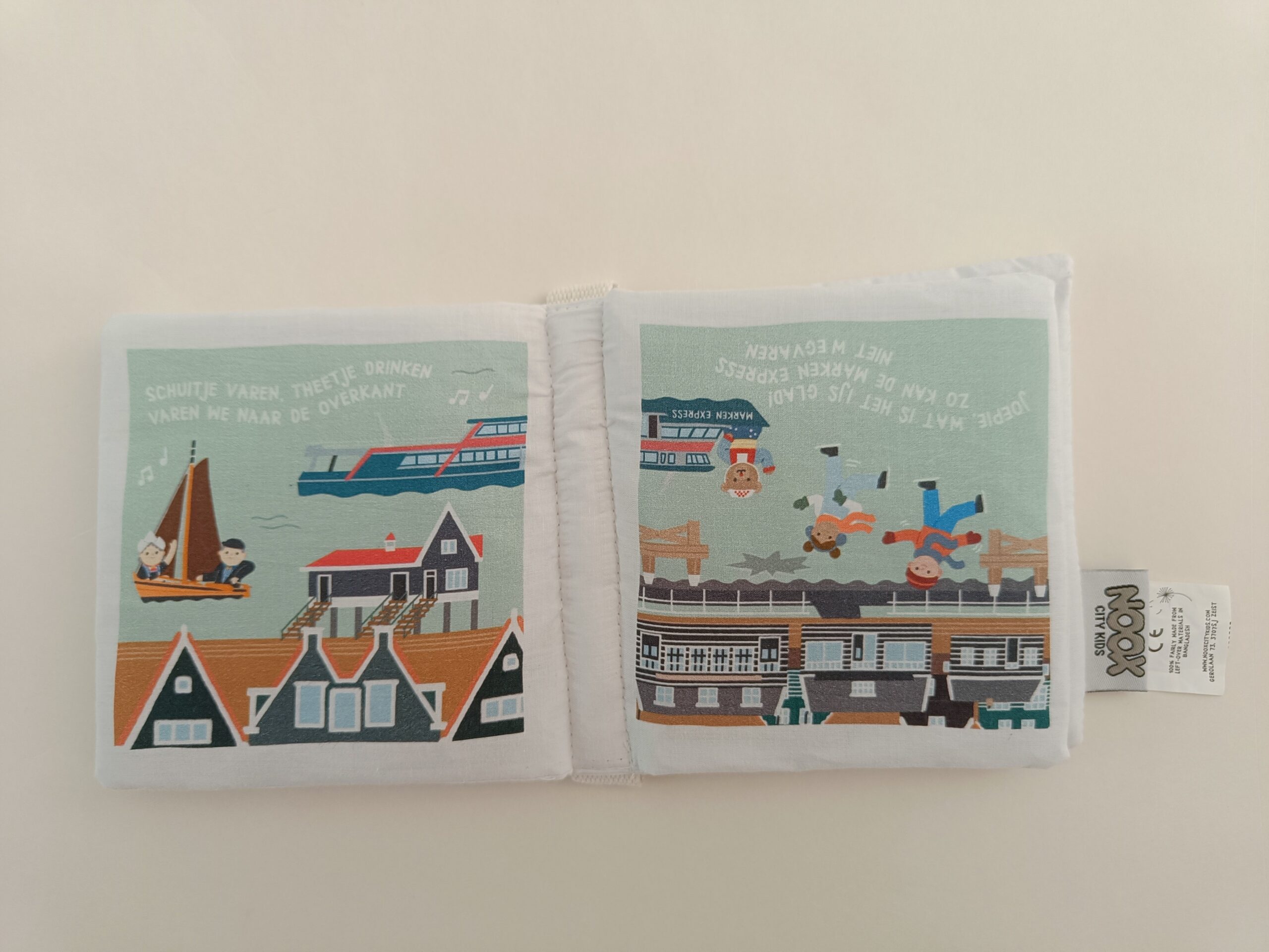 1000020700-scaled.jpg Babyboekje Volendam en Marken - Afbeelding 7