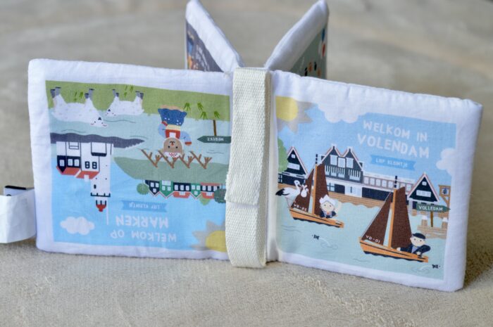 Babyboekje Volendam en Marken - Afbeelding 2